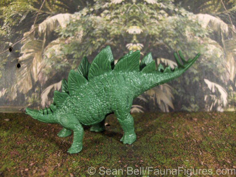 Read more about the article Vault tales 64 Jurassic World FK mini Stegosaurus (Walmart)