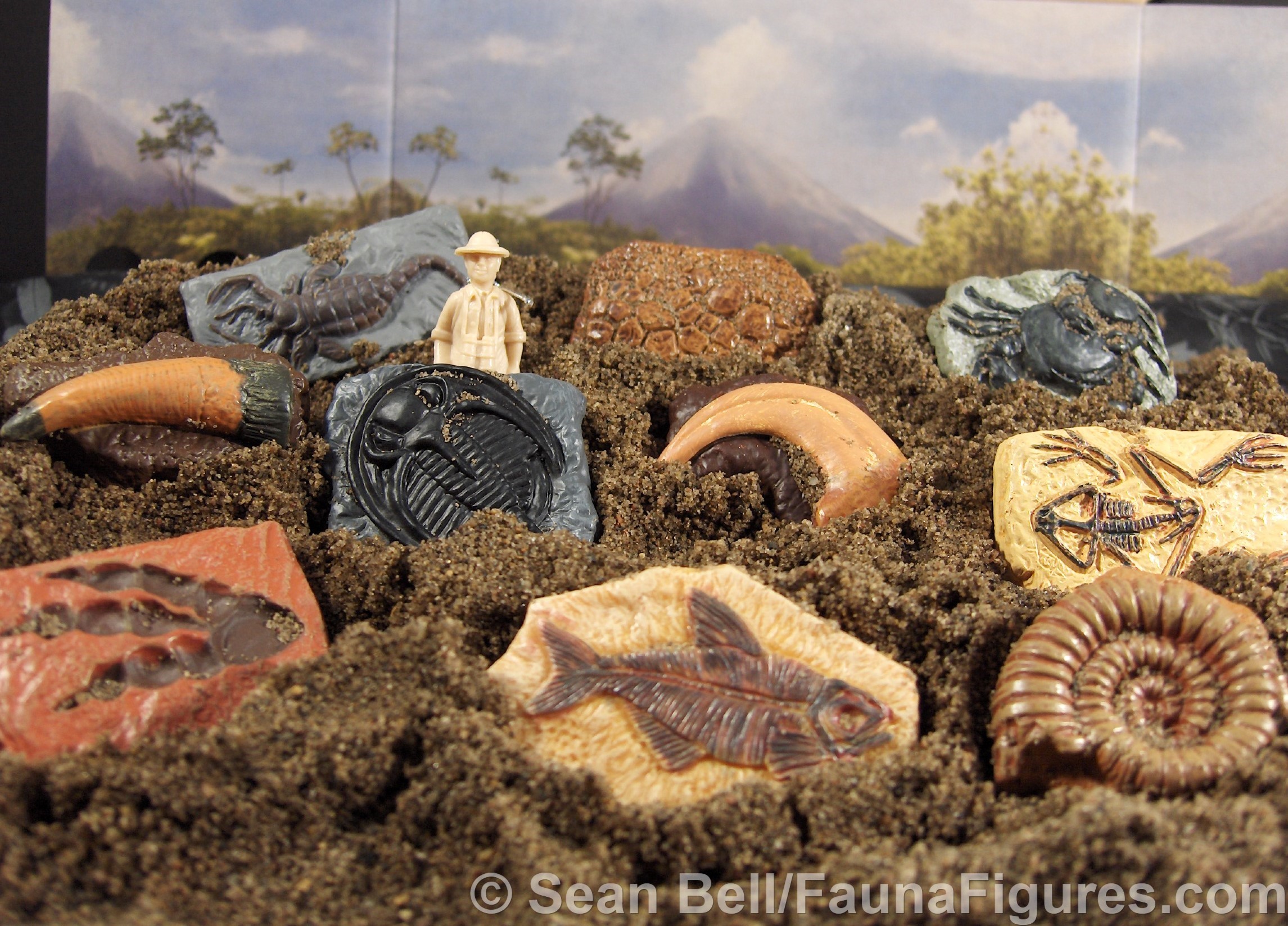 Read more about the article Vault tales Run the Set 60 Safari Ancient Fossils toob