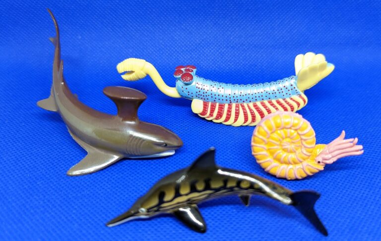 Read more about the article Vault Tales 268 FigureFrenzy Ichthyosaurus, Opabinia, Ammonite, Stethacanthus