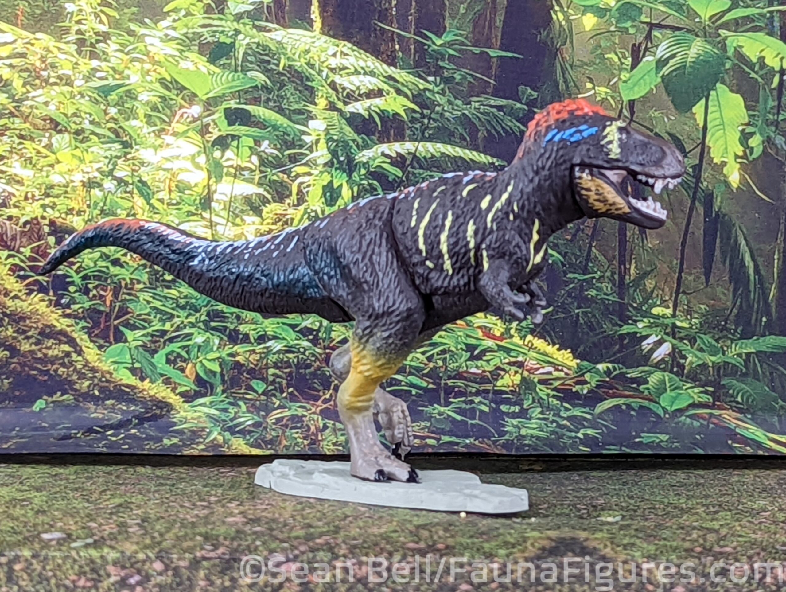 Read more about the article FigureFocus 305 Kaiyodo Capsule Q Feathered Tyrannosaurus